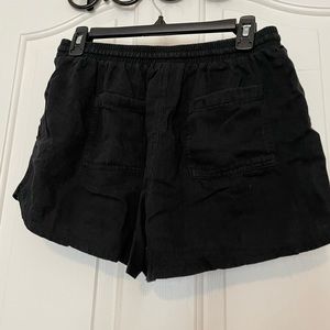 Universal Thread Black Linen Shorts